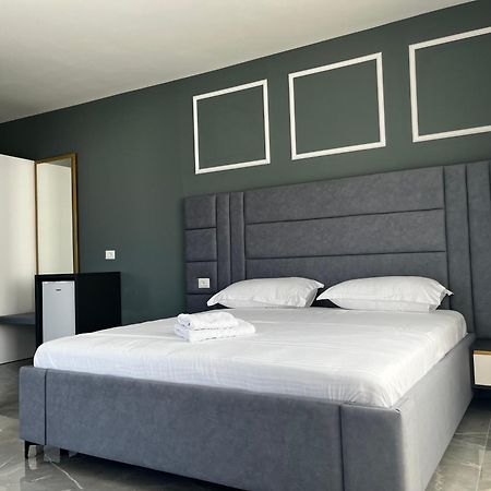 Leodori 3 Suites Shëngjin Eksteriør billede