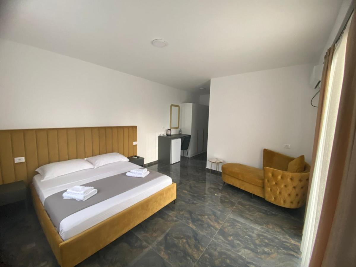 Leodori 3 Suites Shëngjin Eksteriør billede