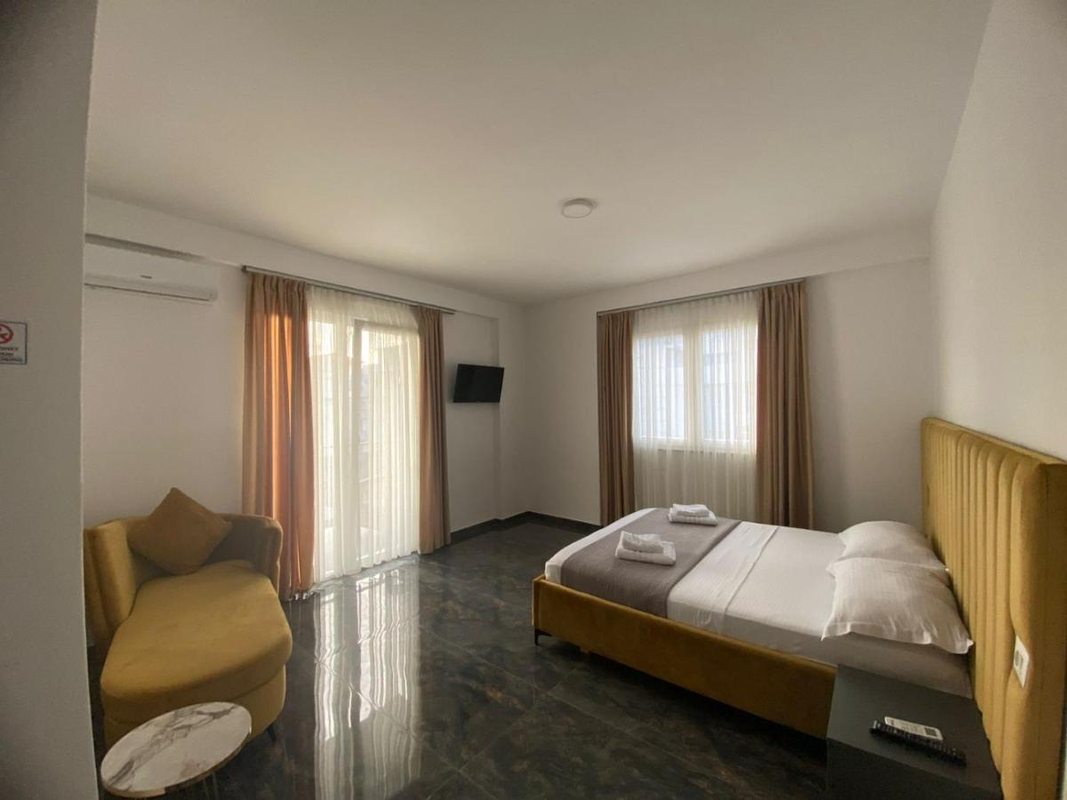 Leodori 3 Suites Shëngjin Eksteriør billede